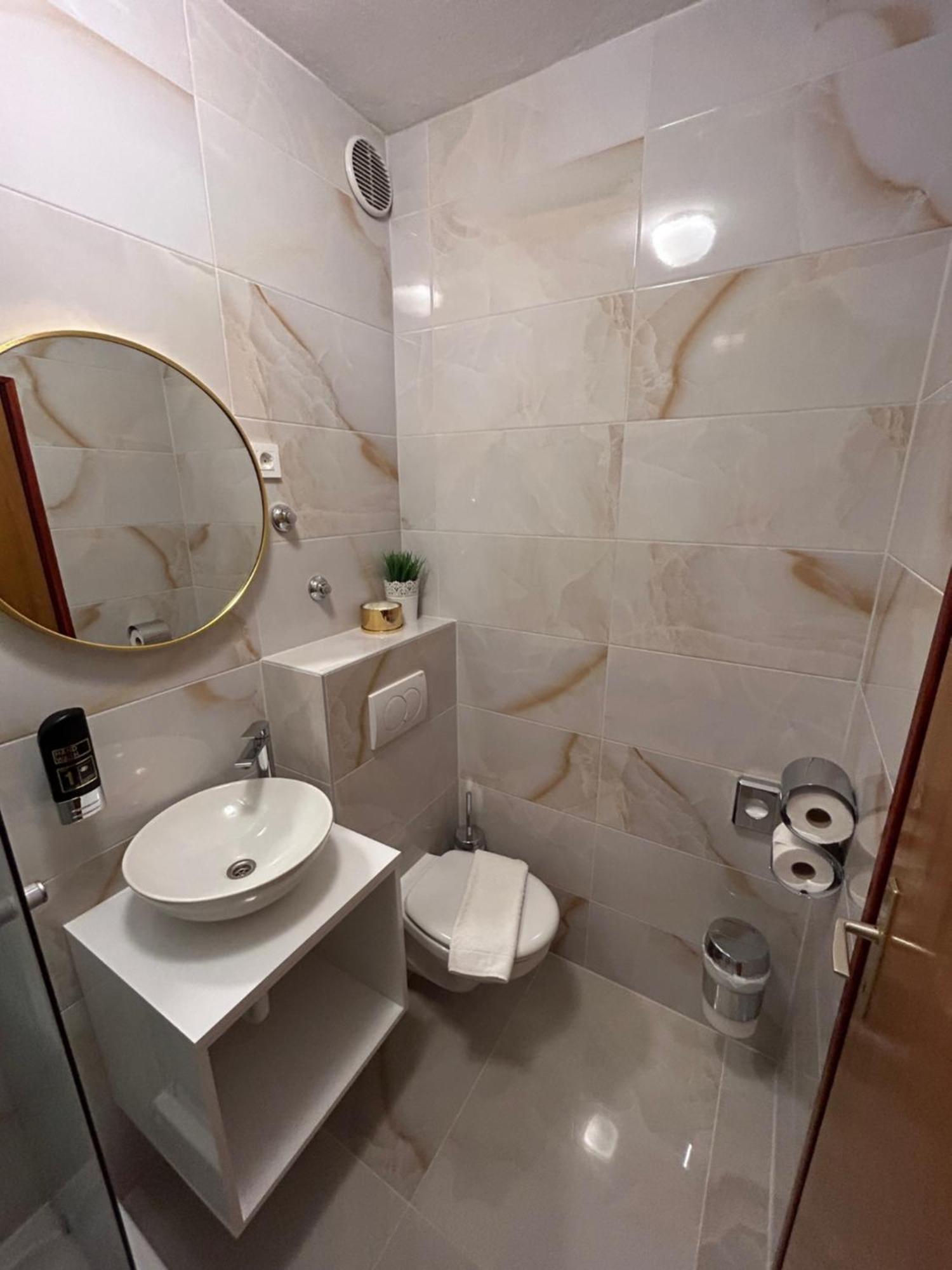 Apartments And Rooms Diana Ζαντάρ Εξωτερικό φωτογραφία
